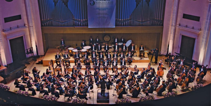 Armenian State Symphony Orchestra & Maxim Vengerov