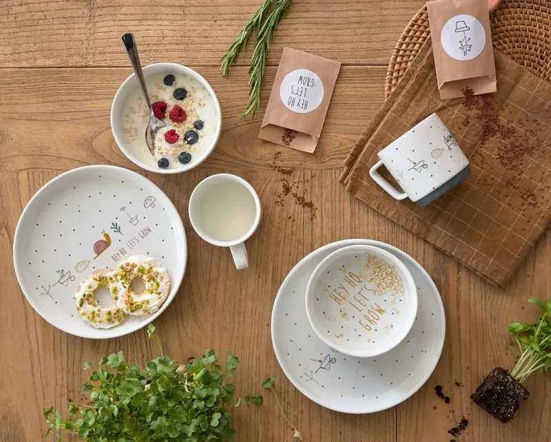 I malé děti mohou jíst ze svého „míšeňského“ porcelánu - foto 2 | brand photo
