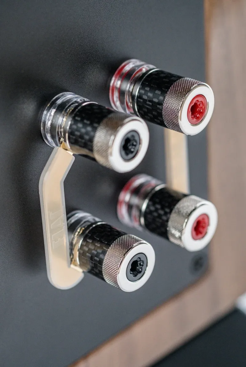 Exkluzivní design a zvuk – nové luxusní reprosoustavy Elac Concentro S 509 - foto 3 | brand photo