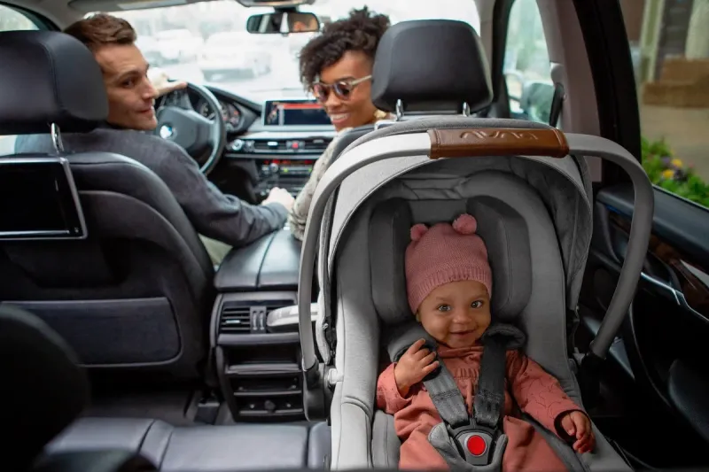 Mezi vajíčky je nejbezpečnější autosedačka NUNA PIPA next při použití se základnou Pipa Next Base - foto 2 | brand photo