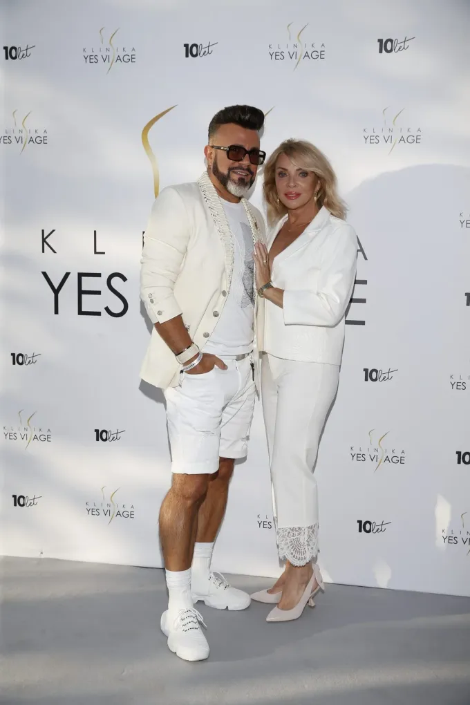 OSLAVA 10. NAROZENIN A OTEVŘENÍ NOVÉ POBOČKY KLINIKY YES VISAGE PROBĚHLA VE VELKÉM STYLU