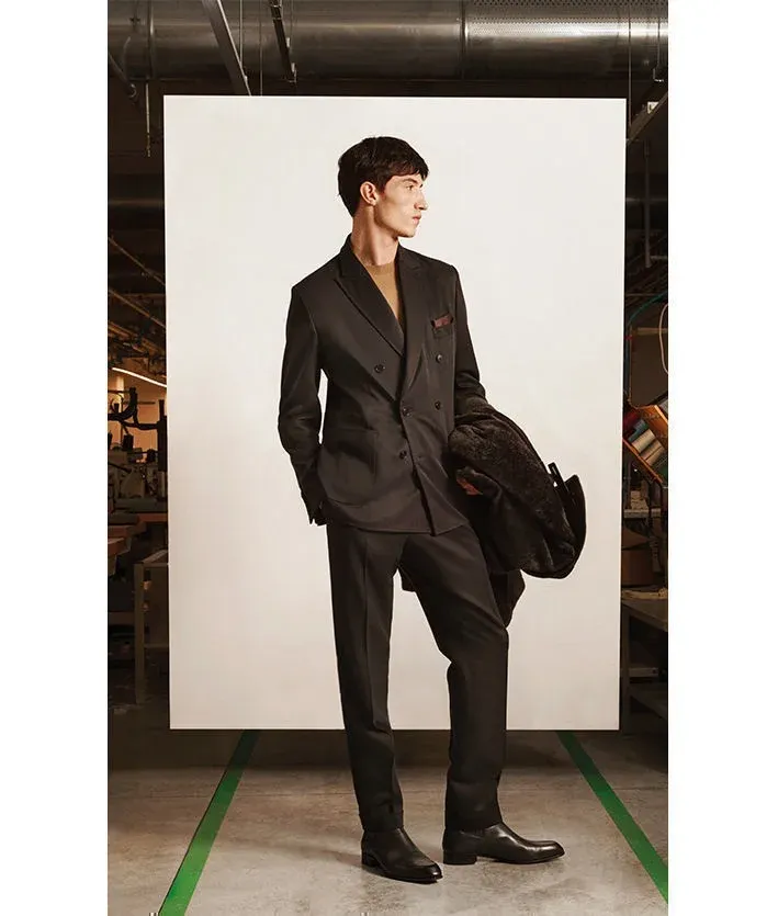 Zdroj: https://www.brioni.com/