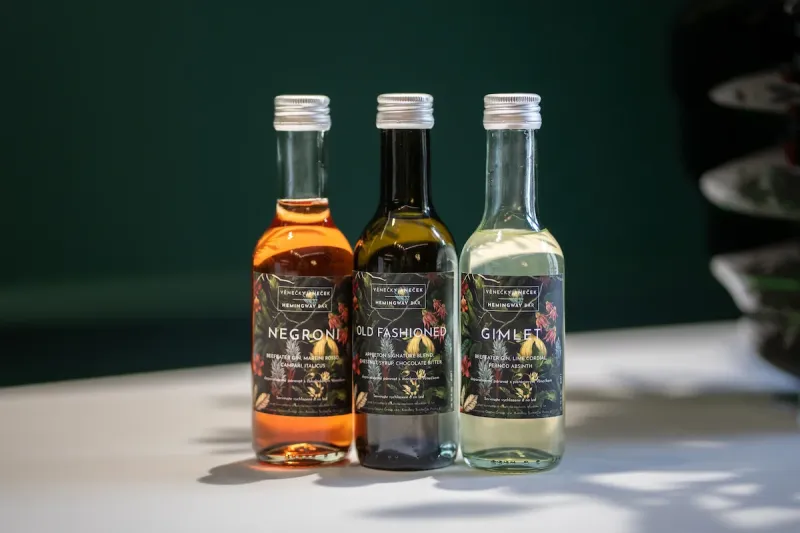 Rok s Věnečky Janeček: limitované edice a spolupráce s Hemingway Barem - foto 4 | brand photo