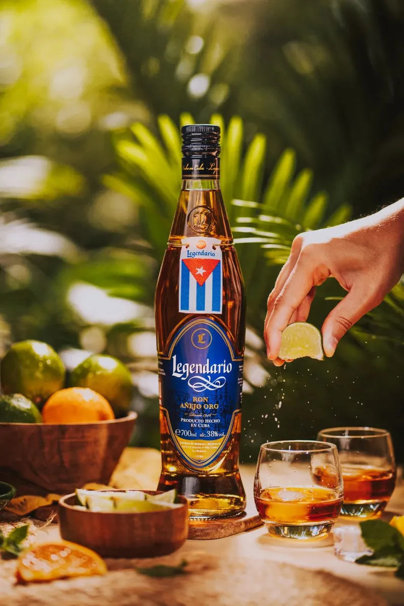 Oslavte mezinárodní den rumu s novým Legendario Añejo Oro - foto 2 | brand photo