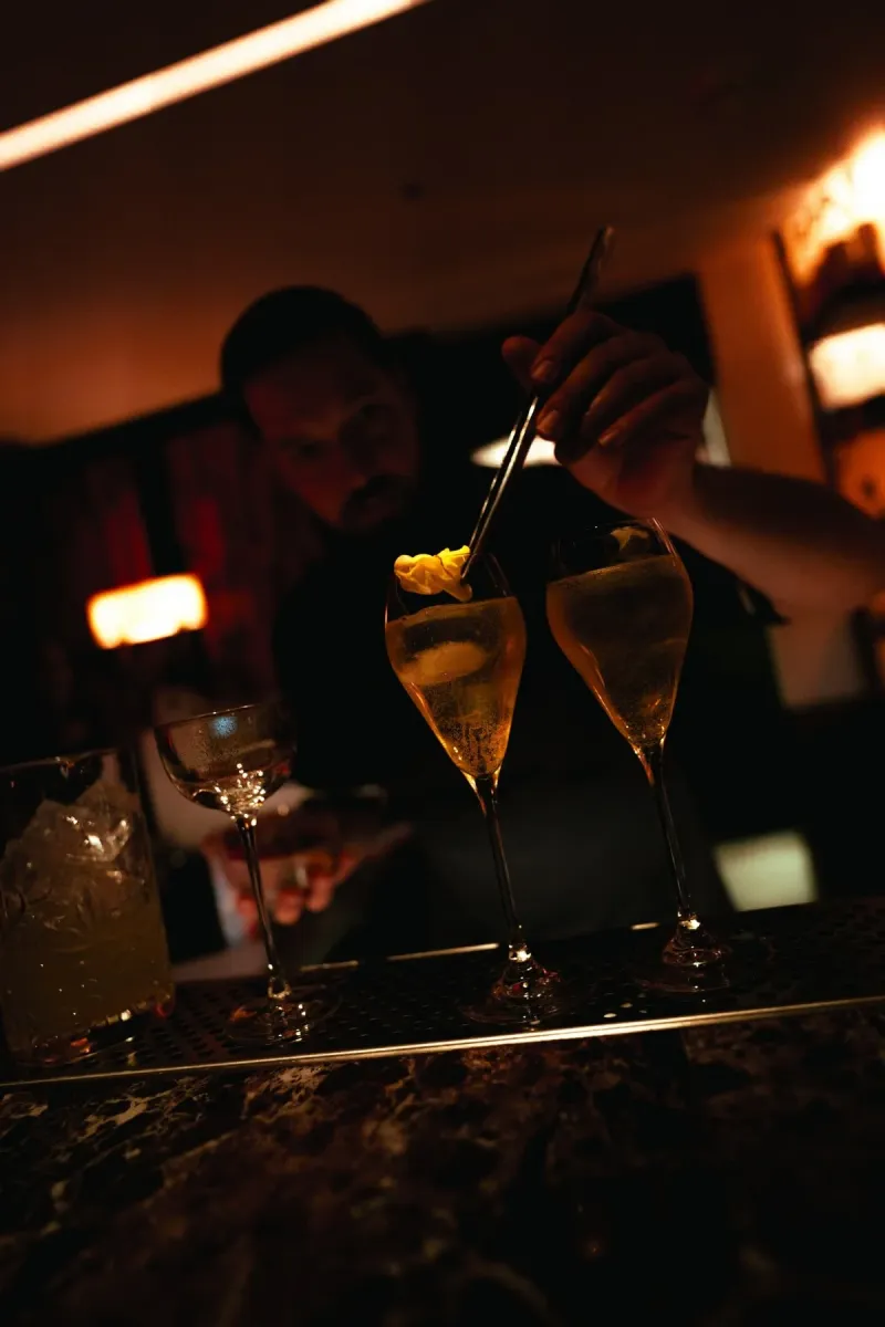 Alcron Bar: jedinečné signature koktejly, které stylově vypráví historii pražské ikony - foto 3 | brand photo