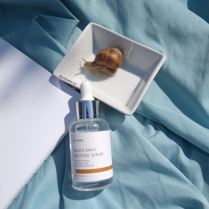 iUnik Black Snail Restore Serum