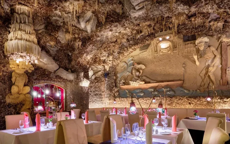 Triton Restaurant: Kulturní zážitek a umění chutí v srdci Prahy - foto 9 | brand photo