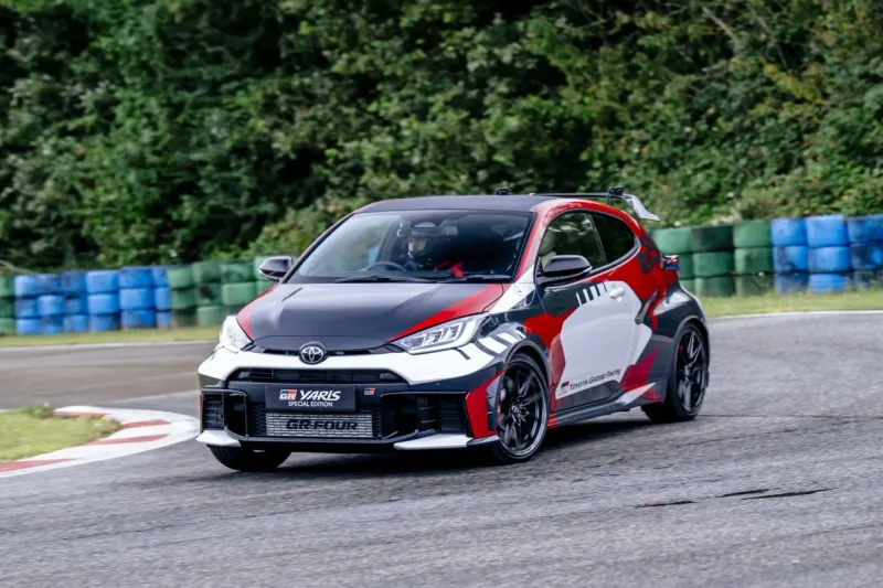 Aukce dvou speciálních rallyeových edic modelu GR Yaris v Praze - foto 3 | brand photo