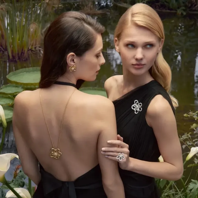 Van Cleef & Arpels uvádí kolekci Flowerlace jako současný hold botanické eleganci - foto 3 | brand photo