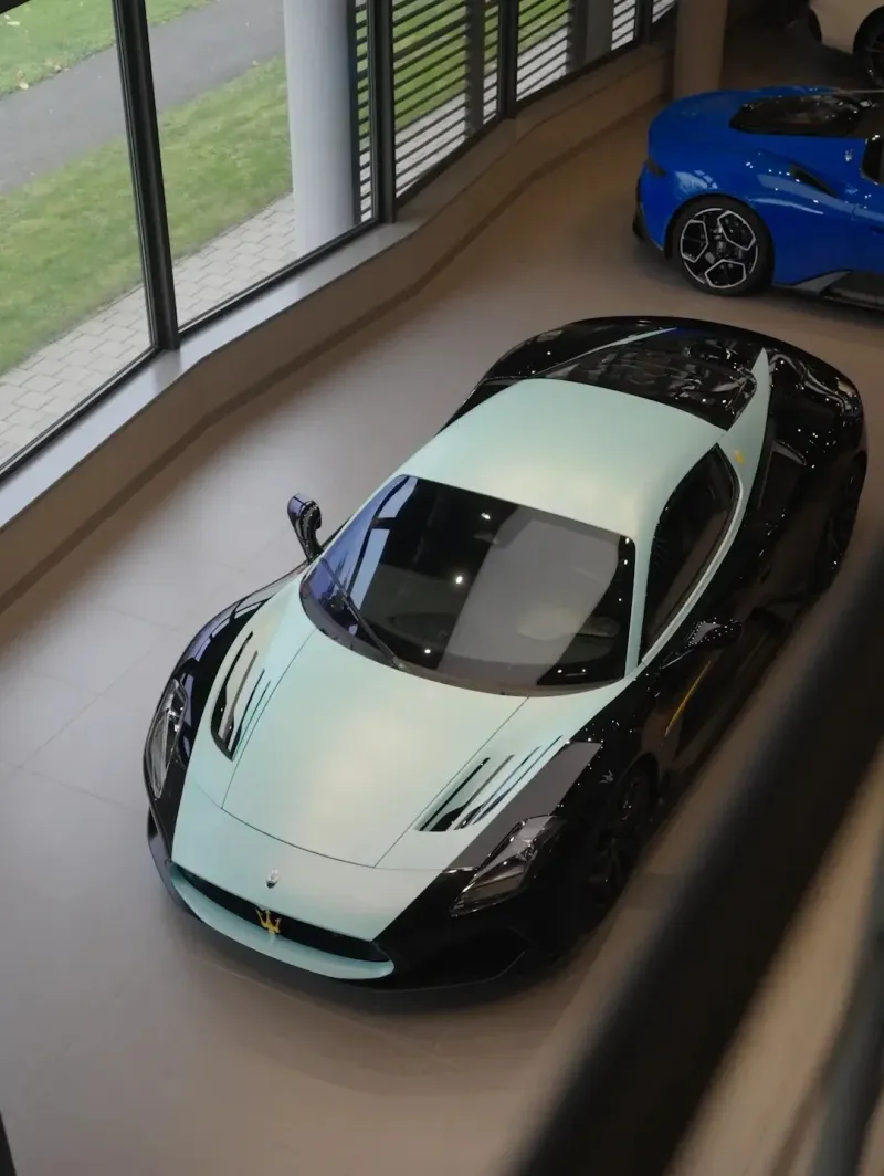 Jedno z dvaceti Maserati MC20 legenda aktuálně v showroomu Maserati - foto 4 | brand photo