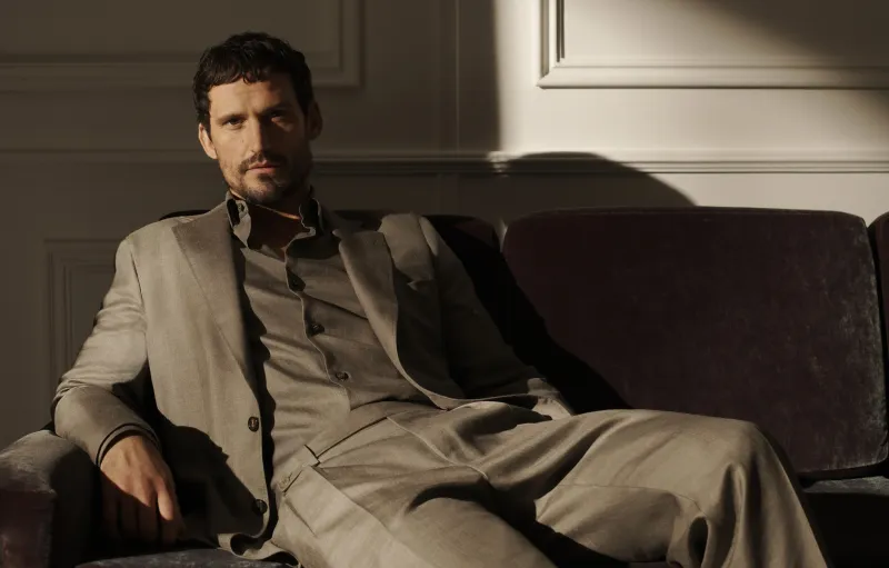 Brioni představuje kampaň pro jaro/léto 2026