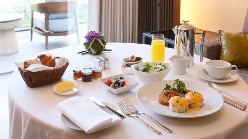 Snídaně v hotelu Four Seasons Kyoto