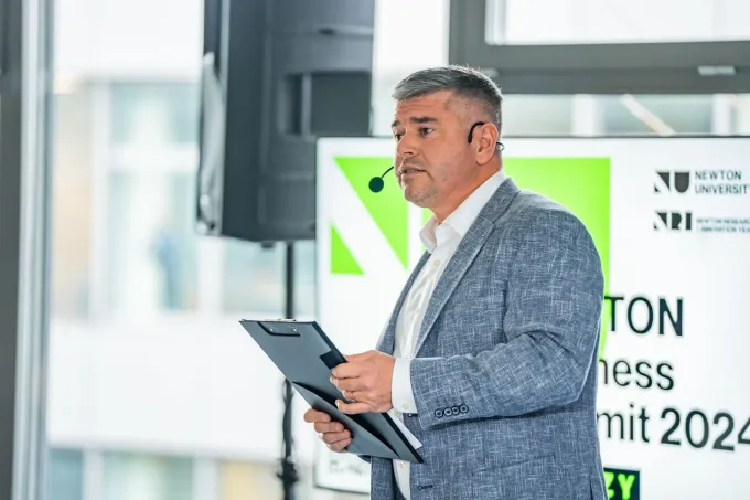 Podnikání v časech nejistoty: Proč moderní byznys vyžaduje víc než jen teorii - foto 4 | brand photo