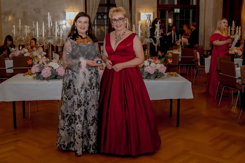 Vídeňský Ples pro Popelku spojil umění, byznys a charitu - foto 2 | brand photo