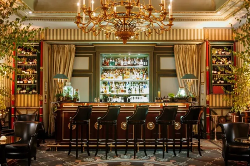 Shangri-La Paris: luxusní hotel s výhledem na Eiffelovu věž - foto 2 | brand photo