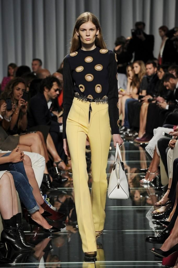 LOUIS VUITTON CRUISE 2015 Official Press Release