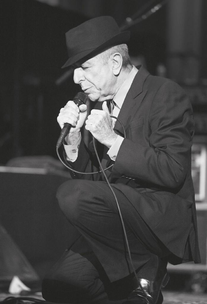 KNIŽNÍ TIP Z NAKLADATELSTVÍ VYŠEHRAD: LIEL LIEBOVITZ - LEONARD COHEN Official Press Release