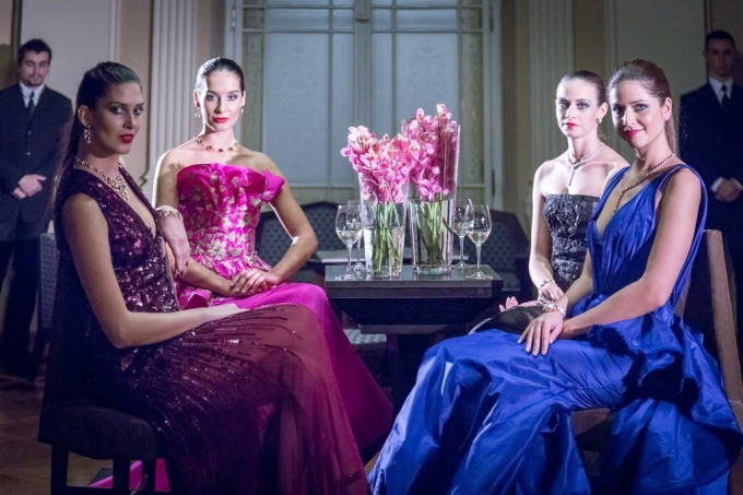 PALÁC ŽOFÍN ROZZÁŘILY ŠPERKY BVLGARI A MODELY VELIKÁNŮ SVĚTA MÓDY Official Press Release