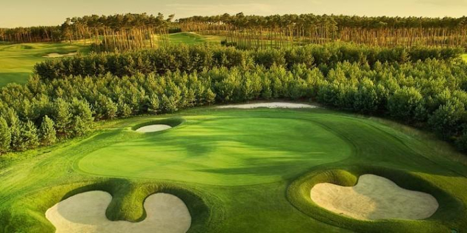 NEJKRÁSNĚJŠÍ DÁREK PRO GOLFISTU? NO PŘECE GOLF! Official Press Release