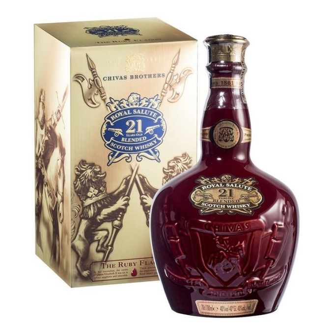 ROYAL SALUTE 21-LETÁ  PŘEDSTAVILA NOVÝ LUXUSNÍ OBAL 