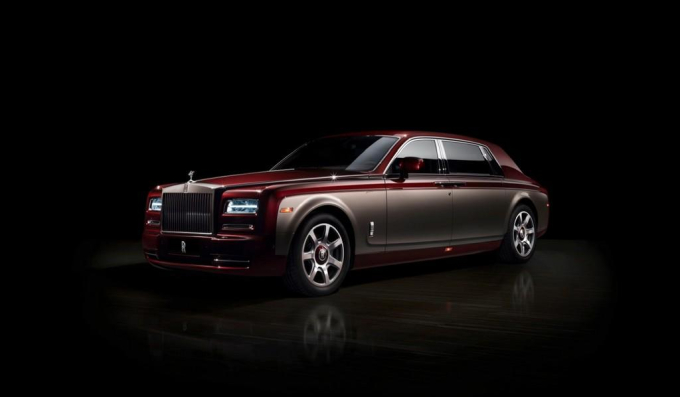 JEDINEČNÁ LIMUZÍNA ROLLS-ROYCE VYTVOŘENÁ NA MÍRU A PŘEDSTAVENÁ NA AUTOSALONU V PEKINGU Official Press Release