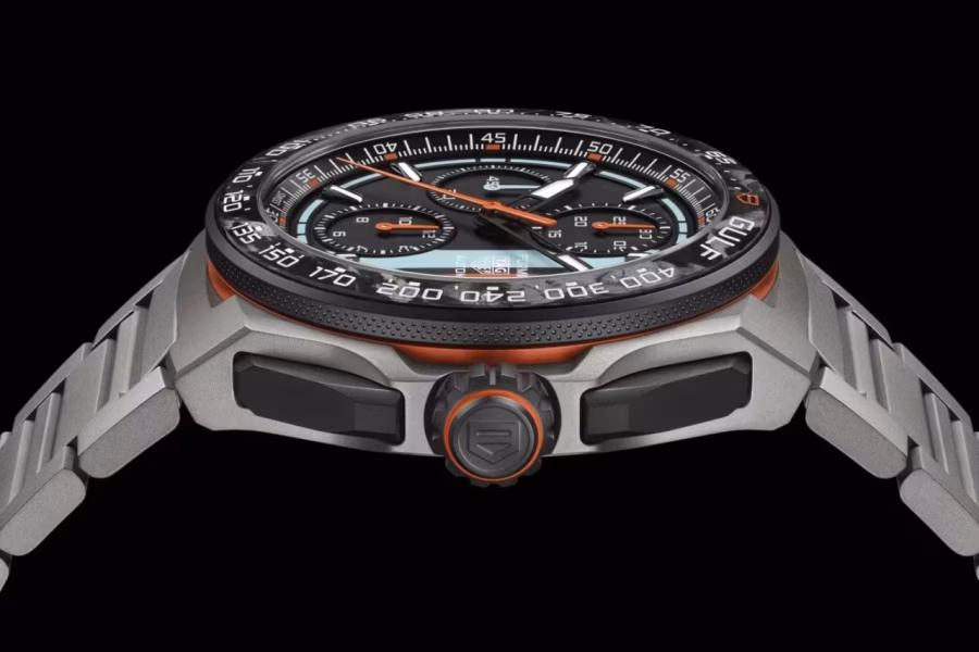 TAG Heuer Formula 1 Automatic Chronograph x Gulf: Ikonické barvy v moderním provedení - fotografie 3