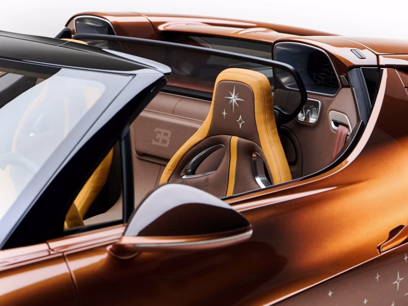 Unikátní Bugatti W16 Mistral Le Retour du Jeune Prince: Automobilový design a literární umění - fotografie 3