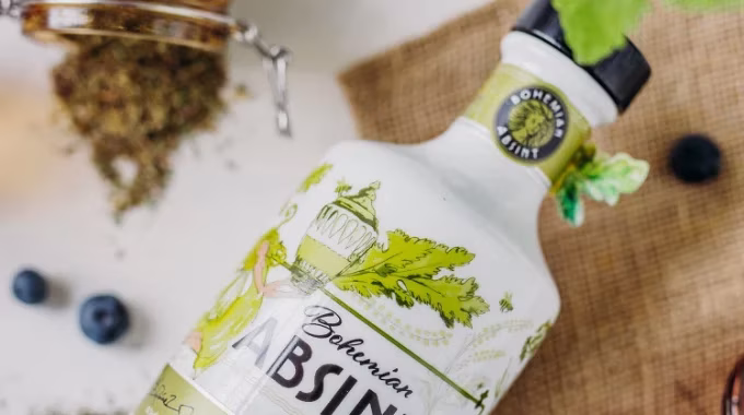 Ve spolupráci s Martinem Žufánkem přichází nový Bohemian Absint 1917 - foto 1 | brand photo