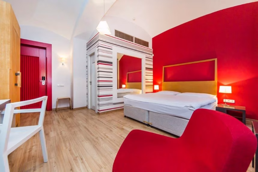 VYDEJTE SE DO HOTELU PAYER **** V TEPLICÍCH - foto 1 | brand photo
