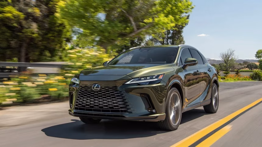 Zbrusu nový Lexus RX 450h+ plug-in hybrid dojede dál - foto 1 | brand photo