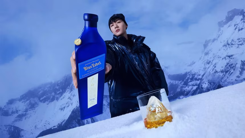 Zimní elegance ve sklenici: Johnnie Walker Blue Label Ice Chalet - foto 1 | brand photo